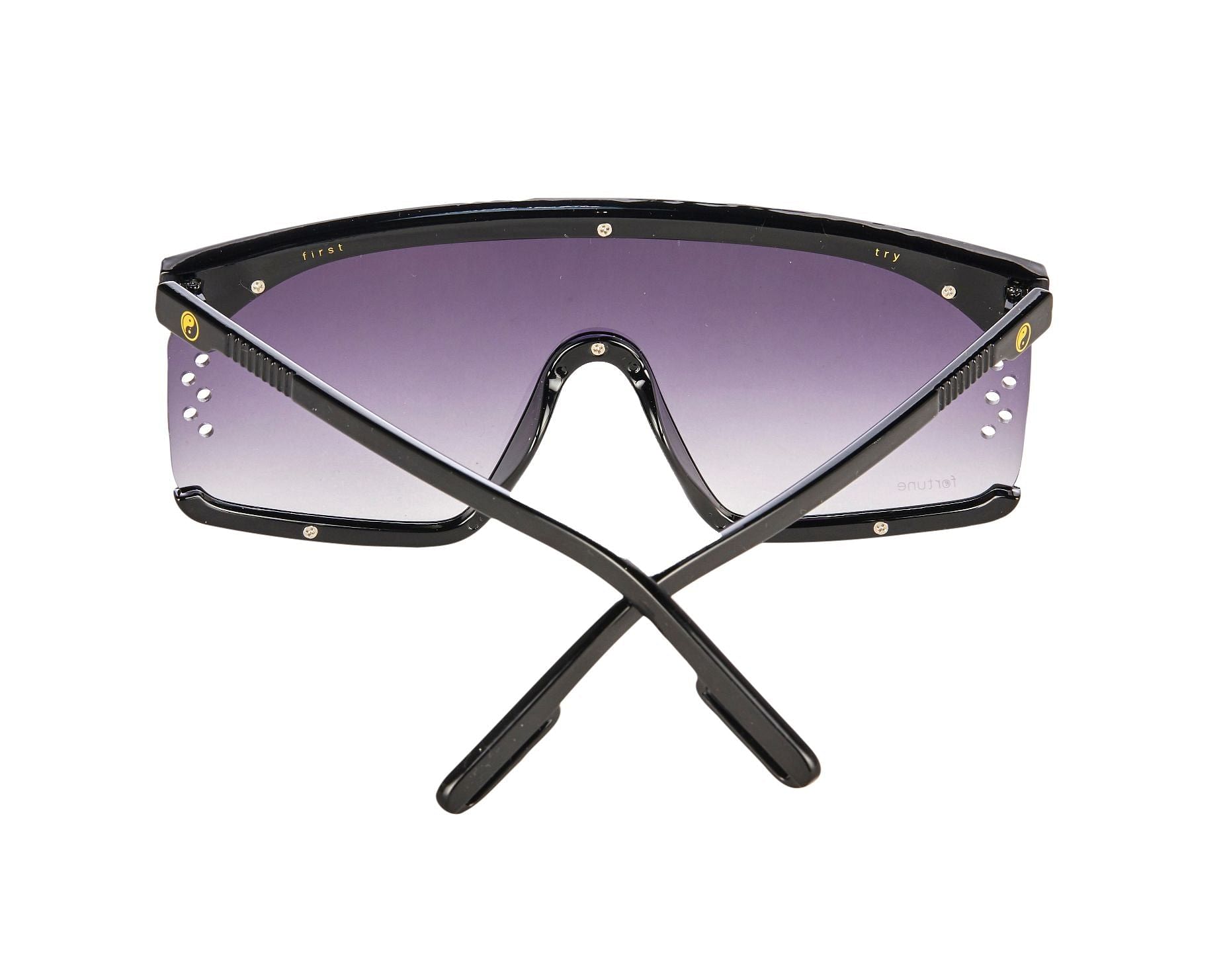 Flat 2025 line sunglasses